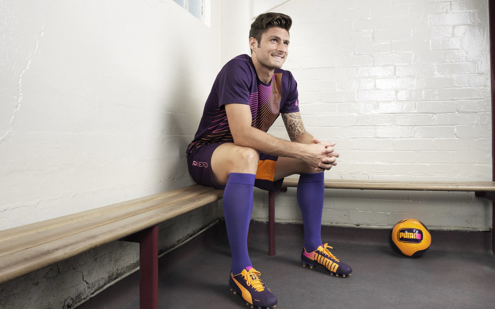 华体会官方入口-绝杀时刻，克莱·汤普森如何用一记三分定义季后赛勇士精神